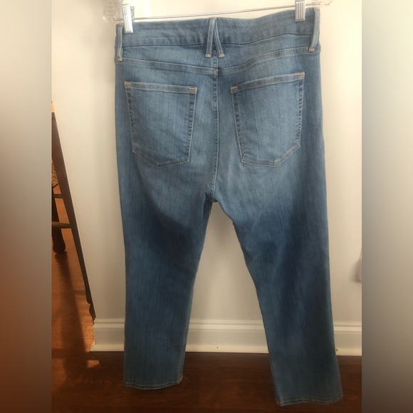 Good American Jeans. Women’ straight leg. Size 10/30 Color Blue 408. - Picture 4 of 9